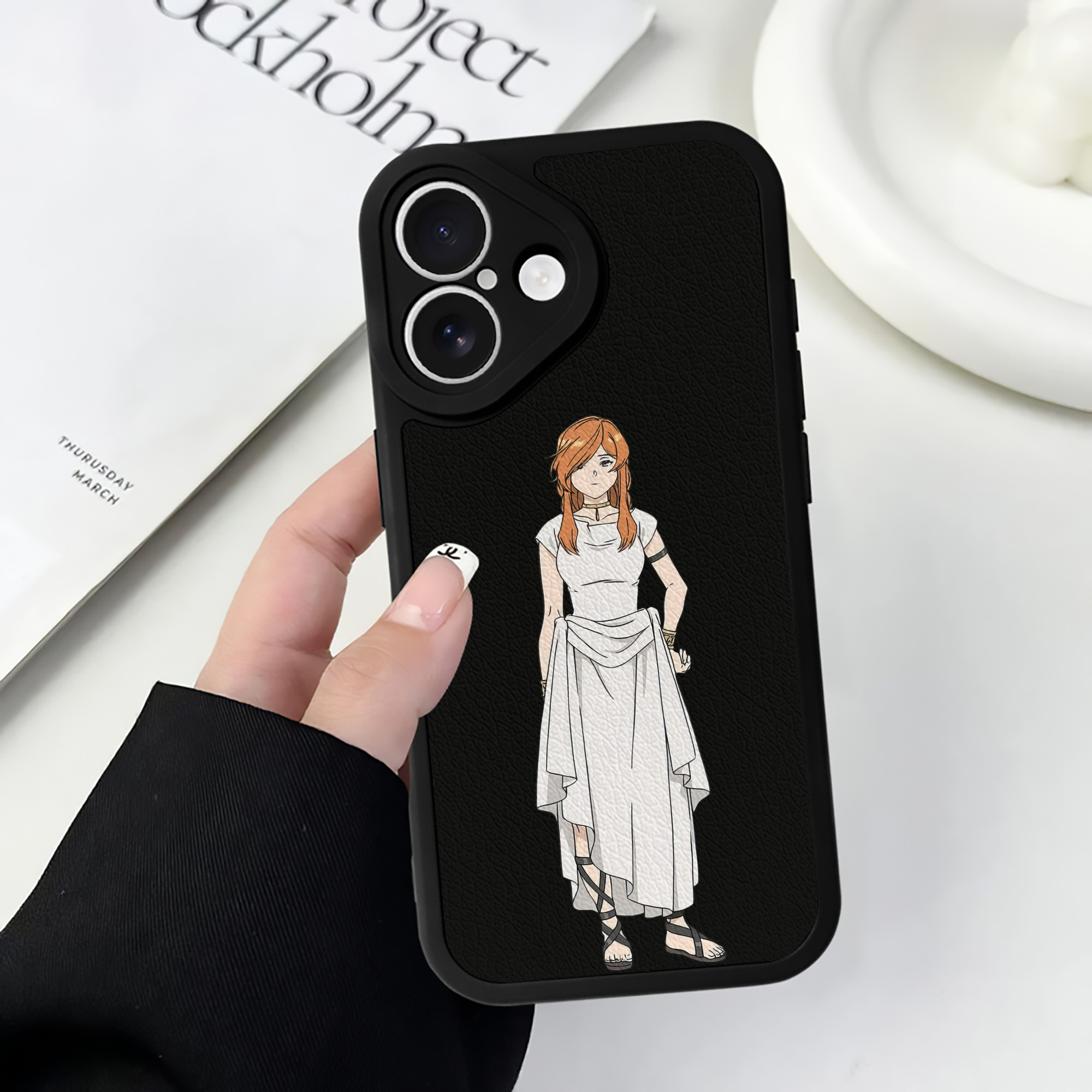 （画像用） 葬送のフリーレン Frieren 【iPhone 16シリーズ対応】シリコンスマホケース（レザー調） 材質：シリコン